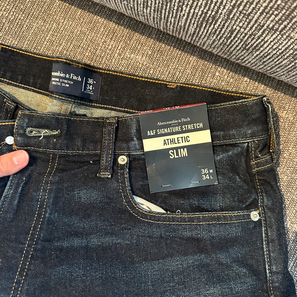 Abercrombie & Fitch Men's dark Athletic Slim Jeans 36 w 34 L